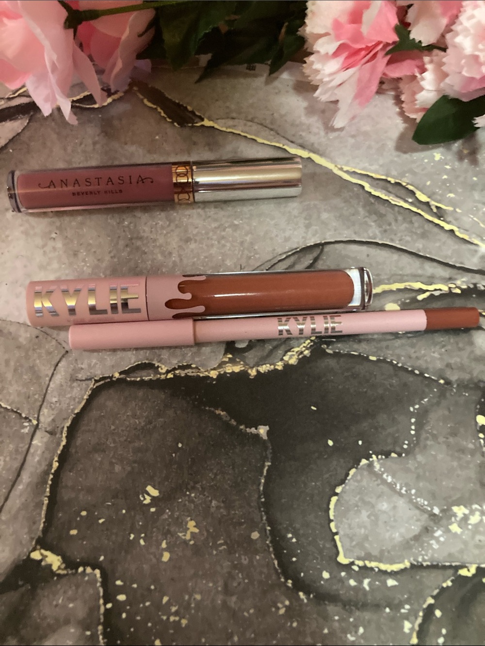 KYLIE COSMETICS + ANASTASIA BEVERLY HILLS-Brand New Luxury Lip Duo!! - Picture 2 of 8
